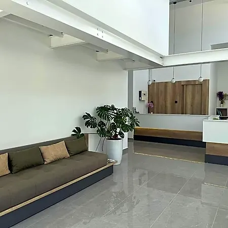 Aparthotel Alya